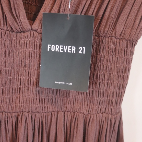 FOREVER 21 Deep V-Neck & Back Woven Dress NWT - Picture 7 of 9